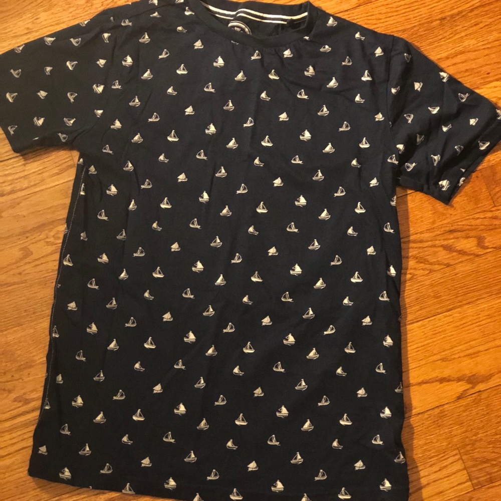 Boat tee